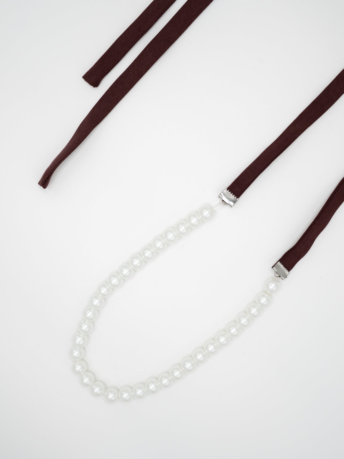Pasek z perłami