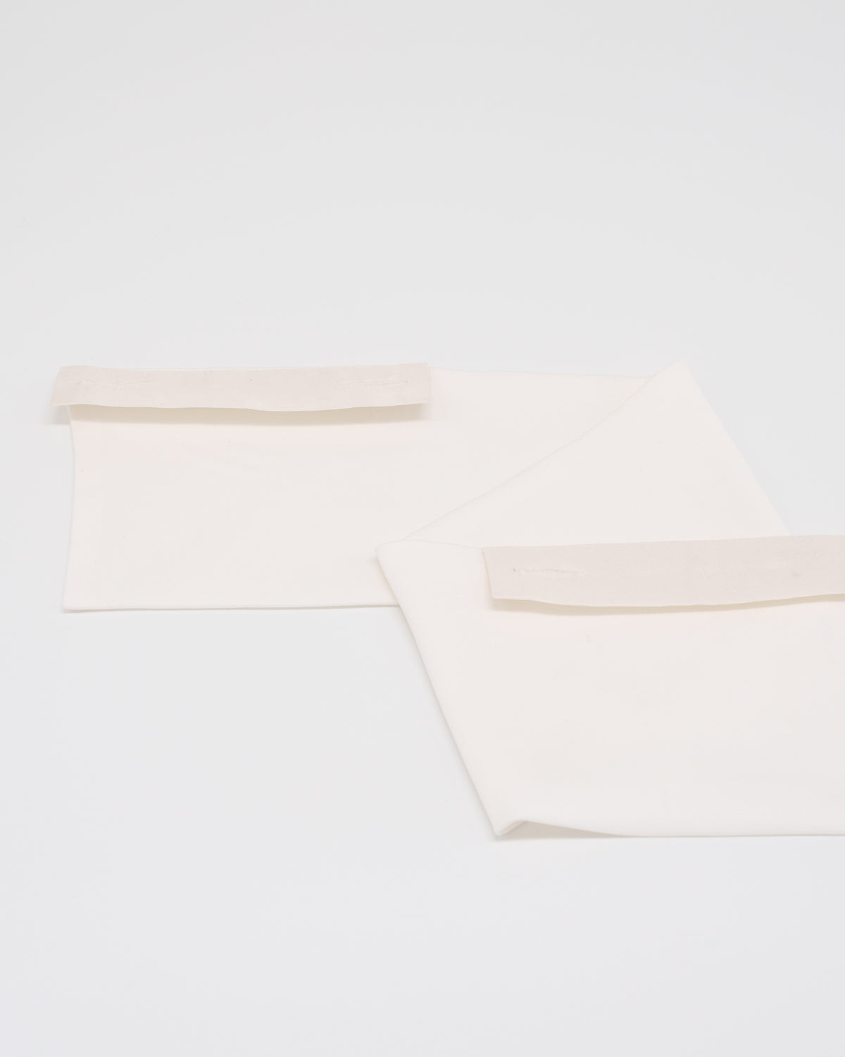 Opaska na Ramiona Biała – zdjęcie produktowe