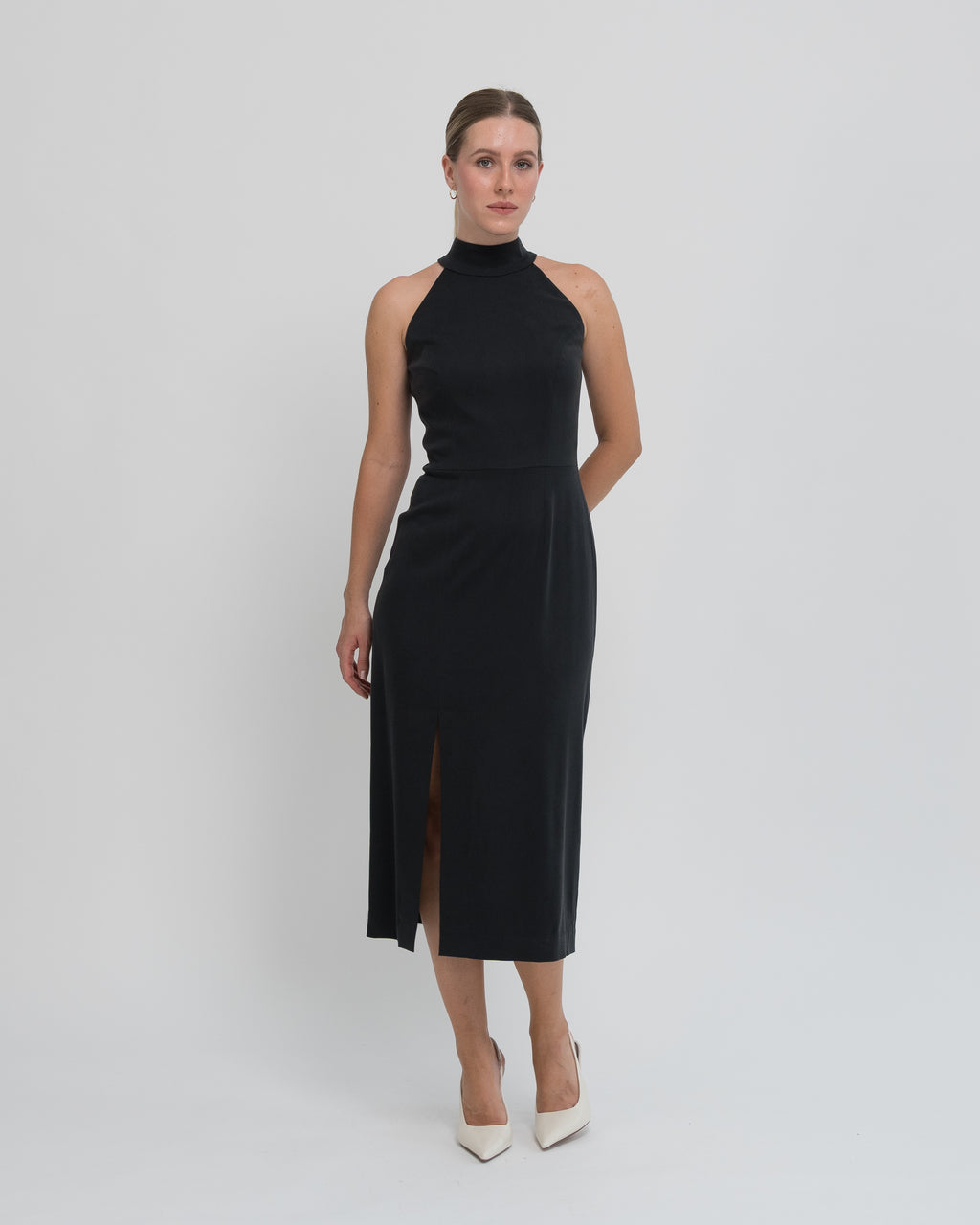 Sukienka Halter neck midi czarna – przód